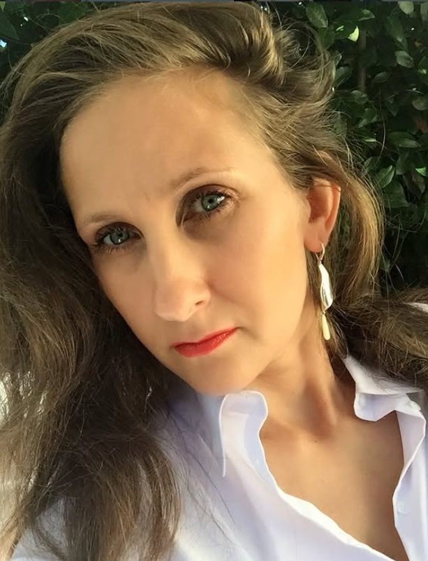 Portrait photo of Kasia